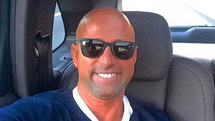 Bettarini promette: “Da ora in avanti avrò rispetto per Simona, è la madre dei miei figli” 