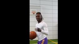 VIDEO / Camavinga fenomeno anche basket: non manca un canestro