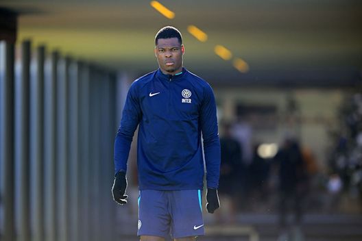 Inter, varata la nuova linea verde: Dumfries sacrificato, 2 obiettivi e 2 sogni- immagine 2