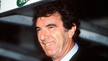 COPENHAGEN, DENMARK - MARCH 31: EM QUALIFIKATION 1999, Kopenhagen; DAENEMARK - ITALIEN 1:2 (DEN - ITA 1:2); TRAINER Dino ZOFF/ITA - PORTRAIT/PORTRAET - (Photo by Mark Sandten/Bongarts/Getty Images) COPENHAGEN, DENMARK - MARCH 31: EM QUALIFIKATION 1999, Kopenhagen; DAENEMARK - ITALIEN 1:2 (DEN - ITA 1:2); TRAINER Dino ZOFF/ITA - PORTRAIT/PORTRAET - (Photo by Mark Sandten/Bongarts/Getty Images)