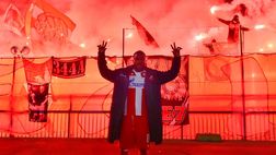 Una curva totalmente fiammeggiante: una notte di ordinario derby a Belgrado…