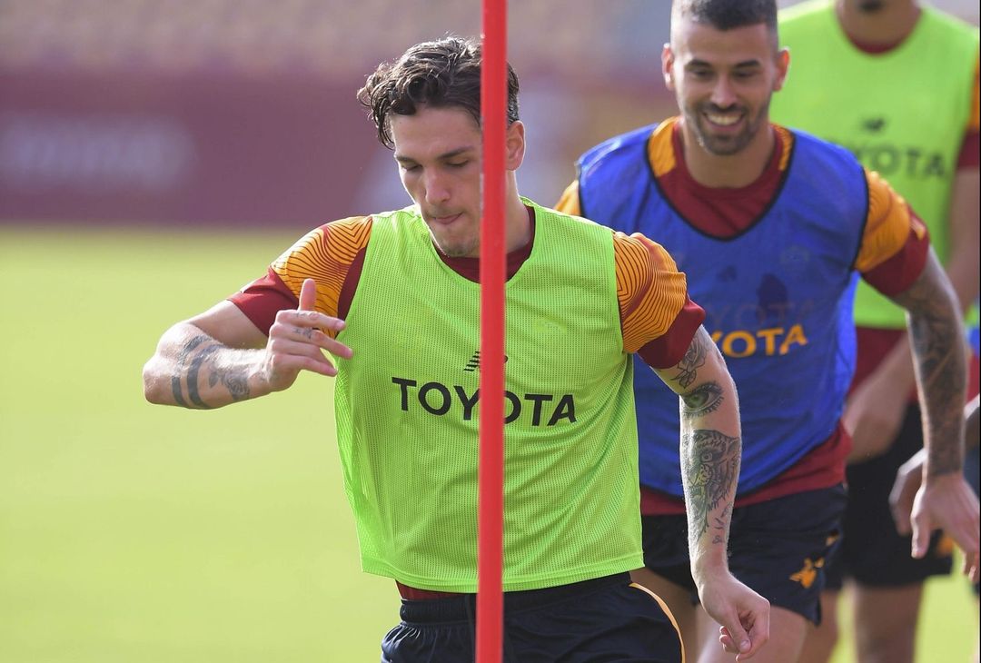 Trigoria, ripresa degli allenamenti: El Shaarawy e Kumbulla in gruppo – FOTO GALLERY - immagine 48