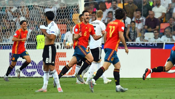 UDINE, ITALY - JUNE 30: Fabián Ruiz of Spain celebrates after scoring the opening goal during the 2019 UEFA U-21 Final between Spain and Germanyat Stadio Friuli on June 30, 2019 in Udine, Italy. (Photo by Alessandro Sabattini/Getty Images) UDINE, ITALY - JUNE 30: Fabián Ruiz of Spain celebrates after scoring the opening goal during the 2019 UEFA U-21 Final between Spain and Germanyat Stadio Friuli on June 30, 2019 in Udine, Italy. (Photo by Alessandro Sabattini/Getty Images)