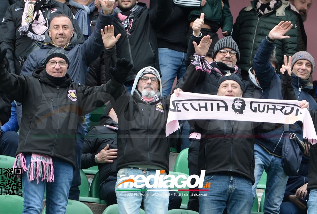 FOTOTIFO Palermo-Reggina 2-1, i tifosi allo Stadio “Renzo Barbera” (Gallery) - immagine 39