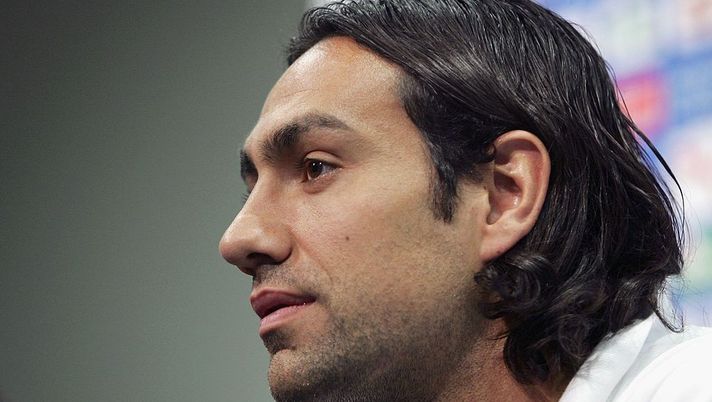 DUISBURG, GERMANY - JUNE 28:  Italy defender Alessandro Nesta speaks to journalists during a press conference on June 28, 2006 in Duisburg, Germany.  (Photo by Andreas Rentz/Bongarts/Getty Images) 