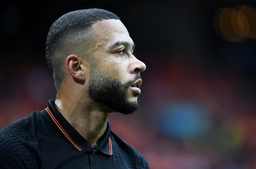 Barcellona, Depay in città: a breve la presentazione ufficiale