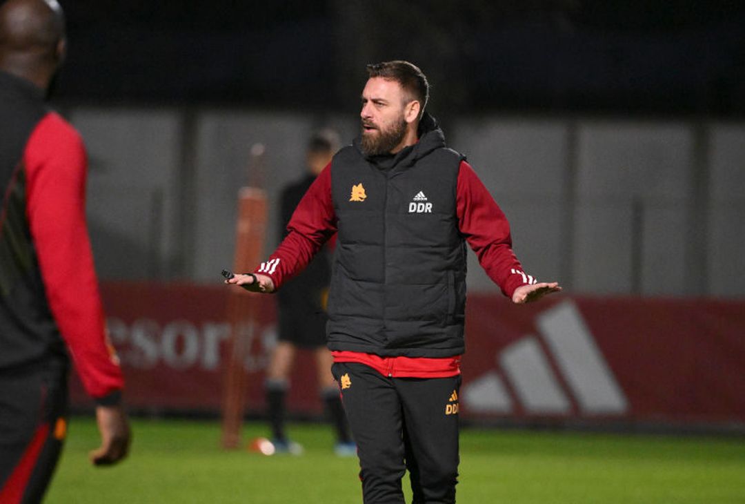 Roma, il primo allenamento in giallorosso di Daniele De Rossi – FOTO GALLERY - immagine 11