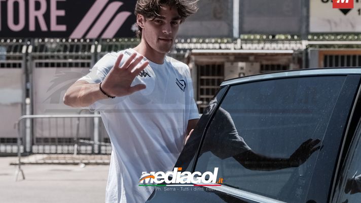 Palermo, Pierozzi si presenta: lunedì 12 settembre l’ex Fiorentina in conferenza Palermo