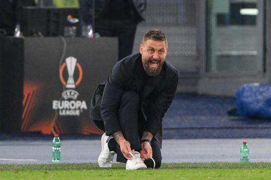 QS: “Quando De Rossi sfiorò la panchina viola e fece infuriare Commisso”- immagine 2