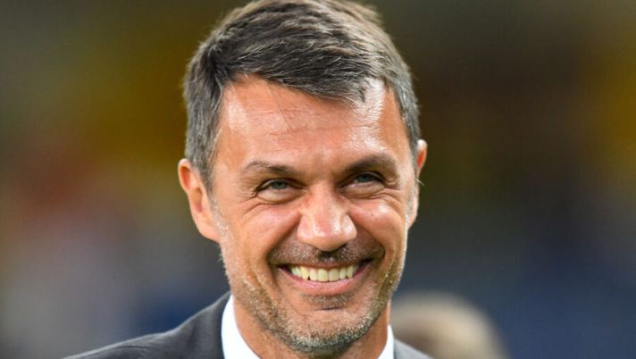 VERONA, ITALY - SEPTEMBER 15: Paolo Maldini of AC Milan looks on during the Serie A match between Hellas Verona and AC Milan at Stadio Marcantonio Bentegodi on September 15, 2019 in Verona, Italy. (Photo by Alessandro Sabattini/Getty Images) Gazzetta: “RedBird e Maldini, aria di svolta. Cosa filtra sul futuro di Paolo” - immagine 1