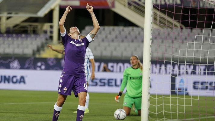FLORENCE, ITALY - AUGUST 22: Daniela Sabatino of ACF Fiorentina celebrates after scoring a goal at Artemio Franchi on August 22, 2020 in Florence, Italy. (Photo by Gabriele Maltinti/Getty Images) FLORENCE, ITALY - AUGUST 22: Daniela Sabatino of ACF Fiorentina celebrates after scoring a goal at Artemio Franchi on August 22, 2020 in Florence, Italy. (Photo by Gabriele Maltinti/Getty Images)