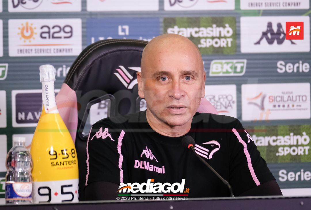 FOTO PALERMO, verso il Genoa: Eugenio Corini in conferenza stampa (GALLERY) - immagine 4