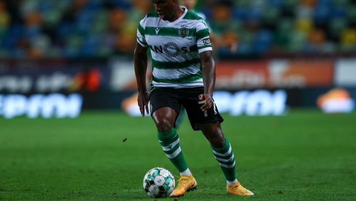 LISBON, PORTUGAL - SEPTEMBER 24: Jovane Cabral of Sporting CP during the UEFA Europa League third qualifying round match between Sporting CP and Aberdeen at Estadio Jose Alvalade on September 24, 2020 in Lisbon, Portugal. Football Stadiums around Europe remain empty due to the Coronavirus Pandemic as Government social distancing laws prohibit fans inside venues resulting in fixtures being played behind closed doors. (Photo by Carlos Rodrigues/Getty Images) Lazio, tutto su Jovane Cabral: cosa fare all’asta, decisi quotazione e ruolo - immagine 1