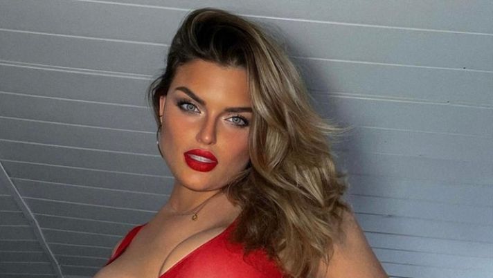 Festino di calciatori a Barcellona, influencer sconvolta: “Sono scappata via piangendo” - immagine 1