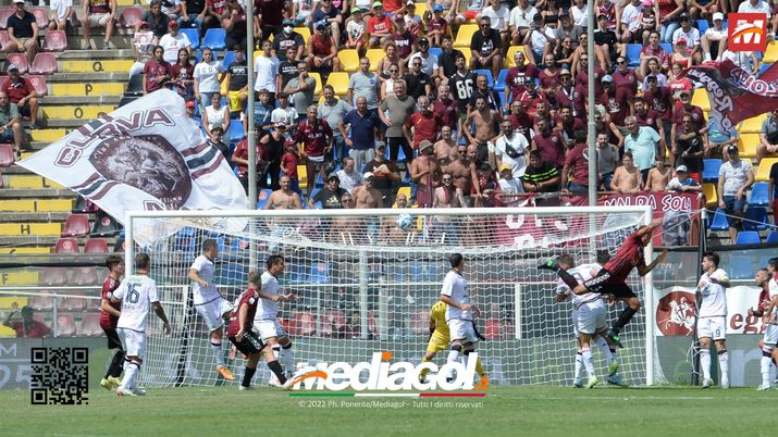 Palermo, in due sconfitte consecutive incassate sei reti. Fisionomia cercasi Palermo