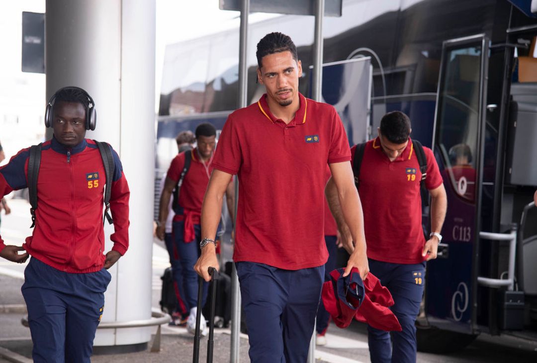 La Roma in partenza verso Firenze – FOTO GALLERY - immagine 12