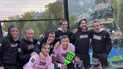 FOTO, da Cassano e Vieri a Barone e Materazzi: super sfida a padel in… rosanero