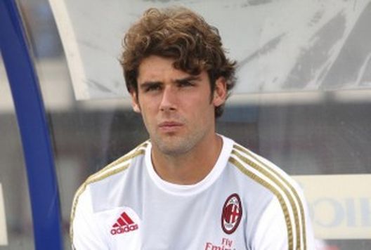 Andrea Poli, centrocampista del Milan e della Nazionale (fonte foto: www.nanopress.it) Andrea Poli, centrocampista del Milan e della Nazionale (fonte foto: www.nanopress.it)