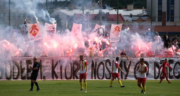 Polonia, nelle serie minori scontri prima del derby tra ultras e polizia- immagine 2