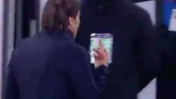 ? VIDEO – Ecco il dito medio di Conte alla panchina della Juve: Agnelli gli ha urlato…