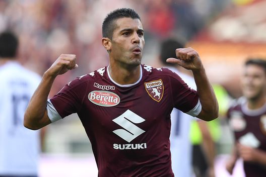 TURIN, ITALY - OCTOBER 02: Iago Falque of FC Torino celebrates after scoring the opening goal during the Serie A match between FC Torino and ACF Fiorentina at Stadio Olimpico di Torino on October 2, 2016 in Turin, Italy. (Photo by Valerio Pennicino/Getty Images) Juve, Iago Falque: “Vi racconto il derby. Belotti può trascinare” - immagine 1