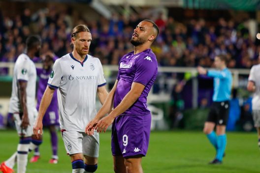 GERMOGLI PH: 11 MAGGIO 2023 FIRENZE STADIO ARTEMIO FRANCHI COPPA CONFERENCE LEAGUE FIORENTINA VS BASILEA NELLA FOTO CABRAL Cabral si allena e si scalda per giovedì. Intanto il Franchi attende Jovic- immagine 2