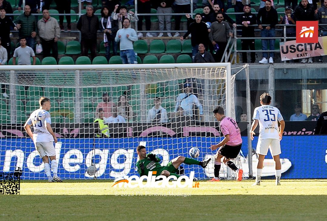 FOTO Palermo-Benevento 1-1, 34ª giornata di Serie B 2022-2023 (La Gallery) - immagine 17