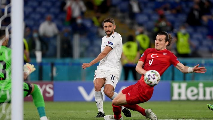 ROME, ITALY - JUNE 11: Domenico Berardi of Italy crosses the ball in incident leading to Merih Demiral of Turkey scoring an own goal for Italy's first goal during the UEFA Euro 2020 Championship Group A match between Turkey and Italy at the Stadio Olimpico on June 11, 2021 in Rome, Italy. (Photo by Mike Hewitt/Getty Images) ROME, ITALY - JUNE 11: Domenico Berardi of Italy crosses the ball in incident leading to Merih Demiral of Turkey scoring an own goal for Italy's first goal during the UEFA Euro 2020 Championship Group A match between Turkey and Italy at the Stadio Olimpico on June 11, 2021 in Rome, Italy. (Photo by Mike Hewitt/Getty Images)