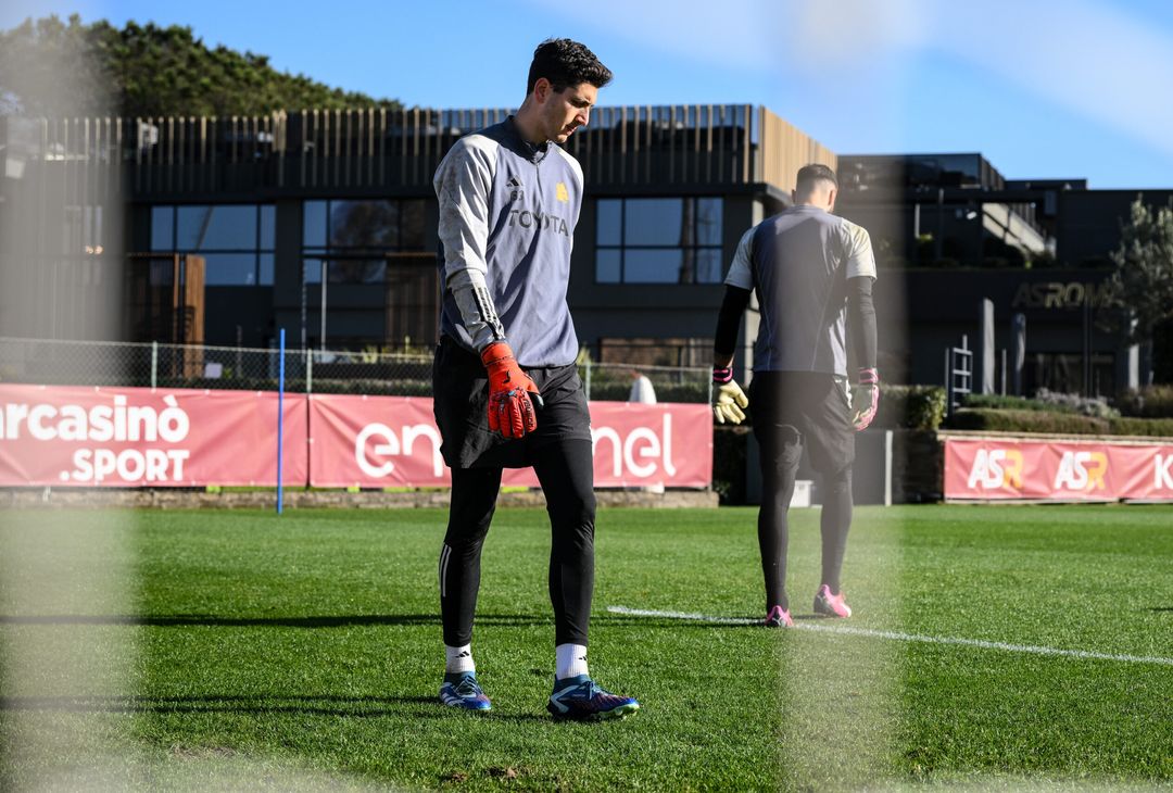 Roma, l’ultimo allenamento prima della partenza per Riyad – FOTOGALLERY - immagine 17