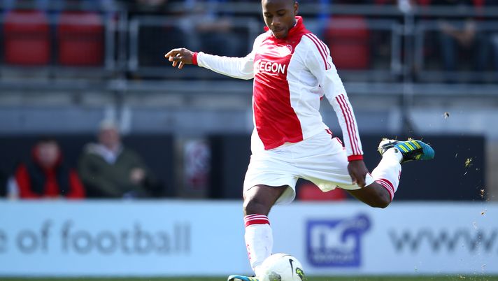LONDON, ENGLAND - MARCH 25:  Stefane Denswil of Ajax scores their first goal from a freekick during the NextGen Series Final between Ajax U19 and Inter Milan U19 at Matchroom Stadium on March 25, 2012 in London, England.  (Photo by Julian Finney/Getty Images) 