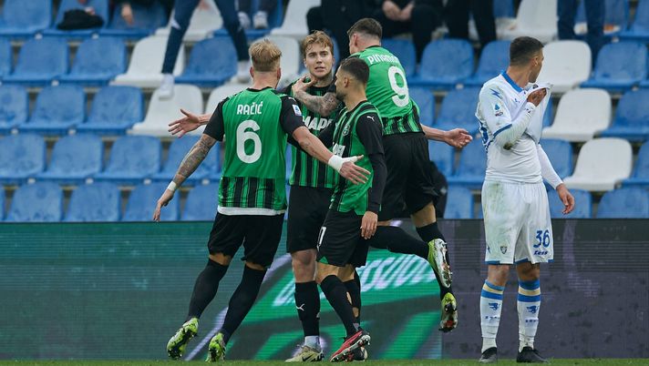 2070986618 Lotta salvezza, Cagliari e Sassuolo mettono ko Salernitana e Frosinone - immagine 1