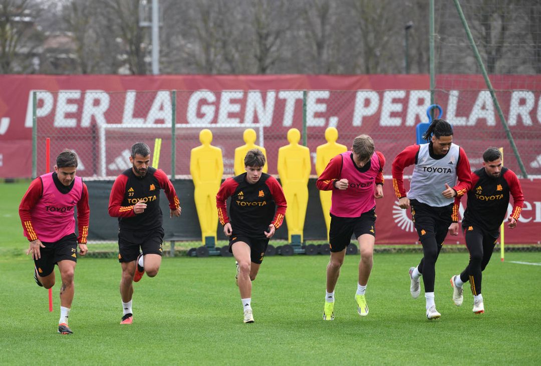 Trigoria, la ripresa degli allenamenti in vista di Roma-Feyenoord – FOTO GALLERY - immagine 11