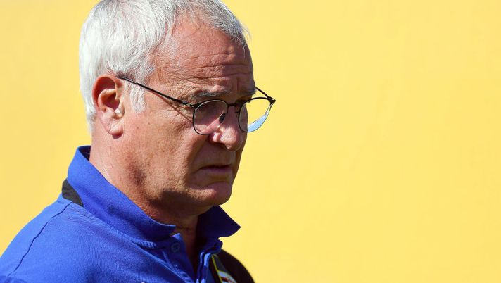 PARMA, ITALY - JULY 19: Claudio Ranieri head coach of UC Sampdoria looks on during the Serie A match between Parma Calcio and UC Sampdoria at Stadio Ennio Tardini on July 19, 2020 in Parma, Italy. (Photo by Alessandro Sabattini/Getty Images) PARMA, ITALY - JULY 19: Claudio Ranieri head coach of UC Sampdoria looks on during the Serie A match between Parma Calcio and UC Sampdoria at Stadio Ennio Tardini on July 19, 2020 in Parma, Italy. (Photo by Alessandro Sabattini/Getty Images)