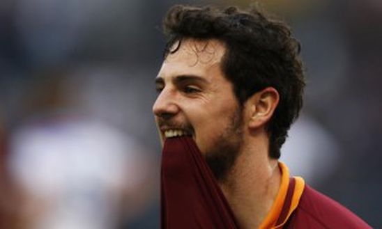 Destro, attaccante della Roma, che piace al Milan (fonte foto: sportcafe24.com) Destro, attaccante della Roma, che piace al Milan (fonte foto: sportcafe24.com)