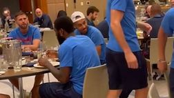 VIDEO / Il Barça accoglie Lewa, ma la faccia di Aubameyang…