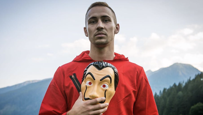 Cagliari, è Rog l’erede di Barella a centrocampo: la gestione per l’asta Cagliari, è Rog l’erede di Barella a centrocampo: la gestione per l’asta - immagine 1