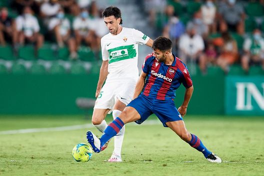 (Photo by Aitor Alcalde/Getty Images) Liga spagnola: Javier Pastore rischia 11 giornate di squalifica- immagine 2