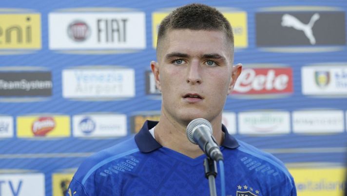 EMPOLI, ITALY - SEPTEMBER 03: Lorenzo Pirola of Italy U21 during the UEFA European Under-21 Championship Qualifier between Italy U21 and Luxembourg U21 at Stadio Carlo Castellani on September 3, 2021 in Empoli, Italy. (Photo by Gabriele Maltinti/Getty Images) UFFICIALE – Salernitana, preso Pirola: un difensore da leghe numerose - immagine 1