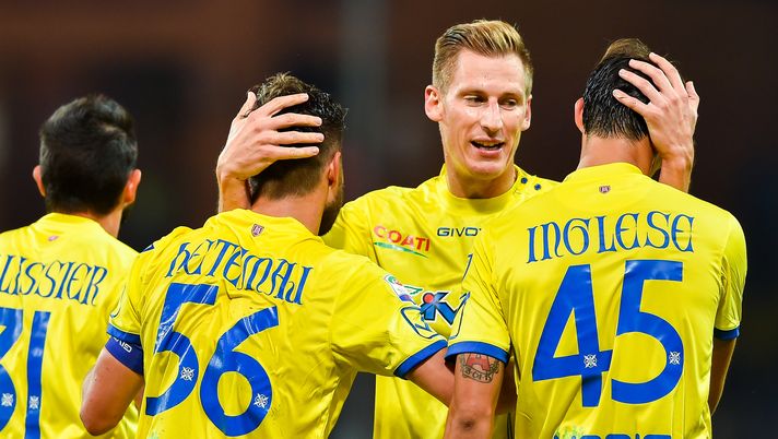 GENOA, GE - SEPTEMBER 20: Perparim Hetemaj of Chievo Verona (2nd from left) celebrated by Valter Birsa and Roberto Inglese of Chievo Verona after scoring a goal during the Serie A match between Genoa CFC and AC Chievo Verona at Stadio Luigi Ferraris on September 20, 2017 in Genoa, Italy. (Photo by Paolo Rattini/Getty Images) GENOA, GE - SEPTEMBER 20: Perparim Hetemaj of Chievo Verona (2nd from left) celebrated by Valter Birsa and Roberto Inglese of Chievo Verona after scoring a goal during the Serie A match between Genoa CFC and AC Chievo Verona at Stadio Luigi Ferraris on September 20, 2017 in Genoa, Italy. (Photo by Paolo Rattini/Getty Images)