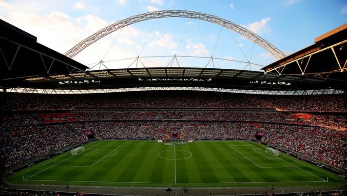 LONDON, ENGLAND - AUGUST 09:  The United States take on Japan in the Women's Football gold medal match on Day 13 of the London 2012 Olympic Games at Wembley Stadium on August 9, 2012 in London, England.  (Photo by Ronald Martinez/Getty Images) 