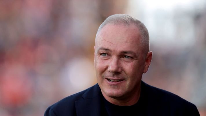 CREMONA, ITALY - OCTOBER 30: Massimiliano Alvini, Head Coach of US Cremonese during the Serie A match between US Cremonese and Udinese Calcio at Stadio Giovanni Zini on October 30, 2022 in Cremona, Italy. (Photo by Emilio Andreoli/Getty Images) Alvini: “La decisione su Dessers! Radu e Chiriches non ci saranno, la scelta sul modulo” - immagine 1