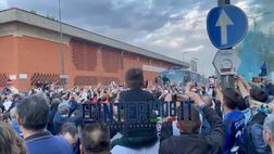VIDEO / Inter-Benfica, l’arrivo del pullman nerazzurro a San Siro: bagno di folla
