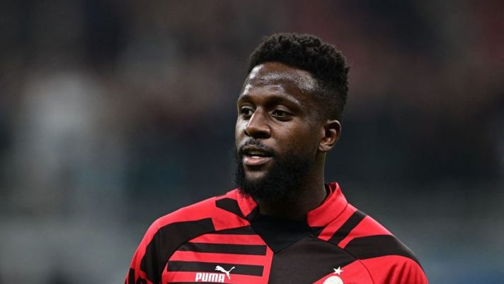 AC Milan's Belgian forward Divock Origi warms up prior to the UEFA Champions League Group E football match between AC Milan and RB Salzburg on November 2, 2022 at the San Siro stadium in Milan. (Photo by MIGUEL MEDINA / AFP) (Photo by MIGUEL MEDINA/AFP via Getty Images) Dai rientri di Messias e Origi a Rebic, Krunic e Ibra: il punto sugli infortunati in casa Milan - immagine 1