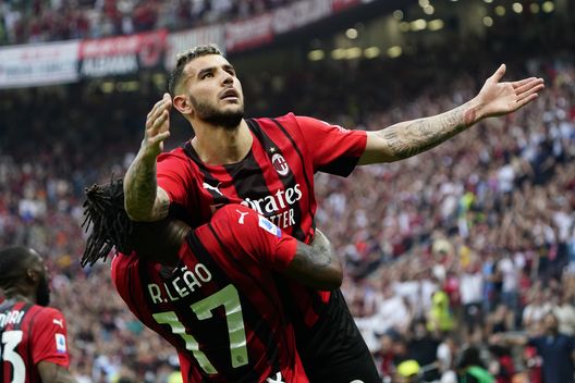 Theo Hernandez (Photo by Pier Marco Tacca via Getty Images) theo hernandez leao