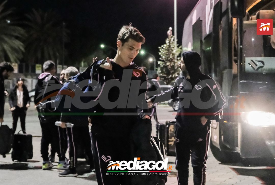 FOTO Palermo, i rosanero tornano a Palermo dopo il ritiro a Roma (Gallery) - immagine 10