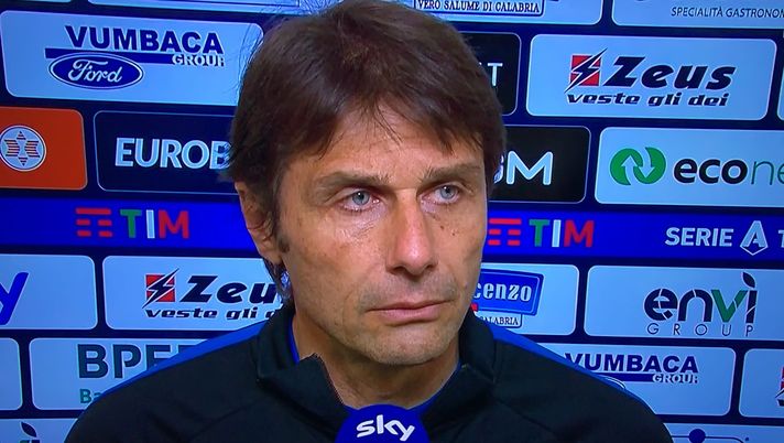 Conte: &#8220;Stiamo entrando nella storia. Regno quasi caduto. Pazza Inter? Falsità e bugie&#8221; 