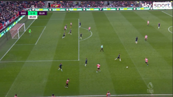 VIDEO Brentford, 2-0 al Burnley: Eriksen in campo 90 minuti, che assist a Toney