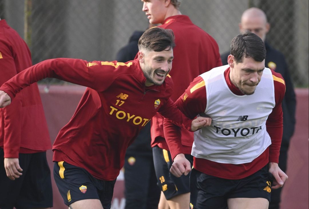 Roma, allenamento a Trigoria dopo la vittoria contro il Bologna – FOTO GALLERY - immagine 20