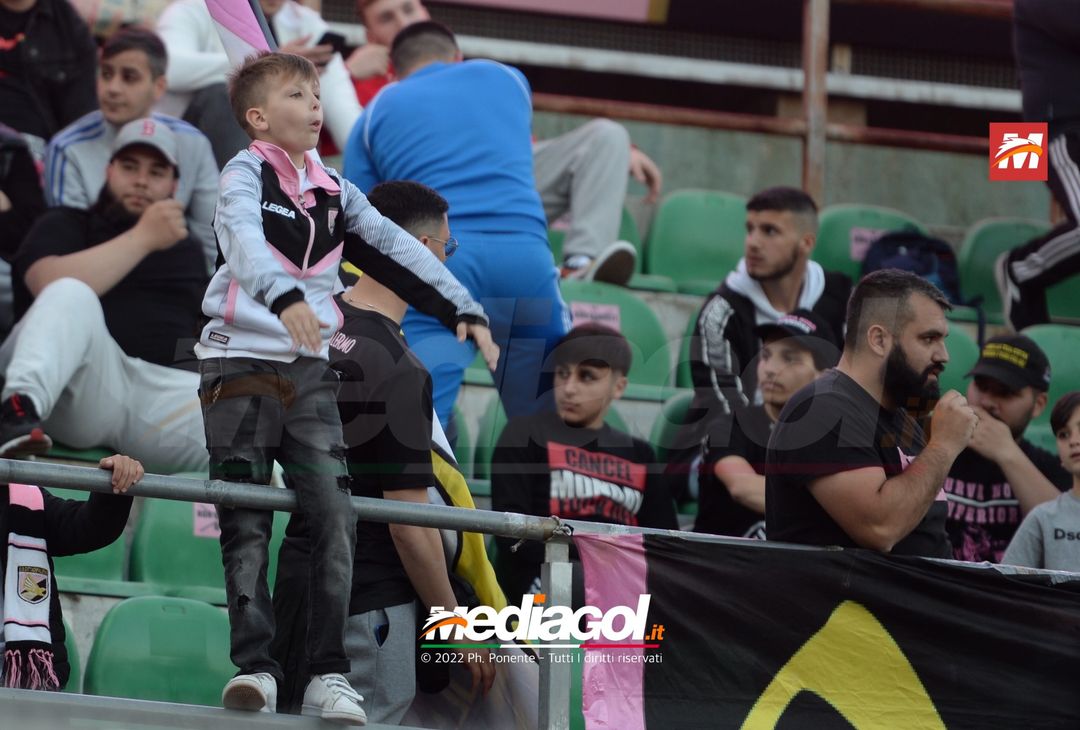 Fotogallery, i tifosi allo stadio per Palermo-Triestina 1-1 - immagine 49
