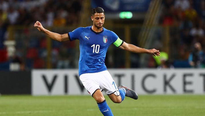 BOLOGNA, ITALY - JUNE 19:  Rolando Mandragora of Italy in action during the 2019 UEFA U-21 Group A match between Italy and Poland at Renato Dall'Ara Stadium on June 19, 2019 in Bologna,  (Photo by Marco Luzzani/Getty Images) 